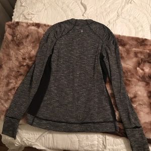 Long sleeve workout shirt